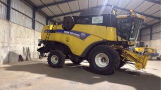 Cosechadora New Holland CX820
