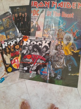Rock magazines and posters