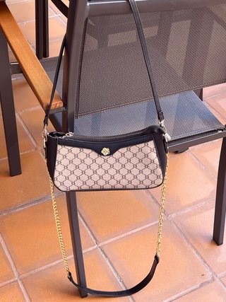 Bolso bandolera beige y negro