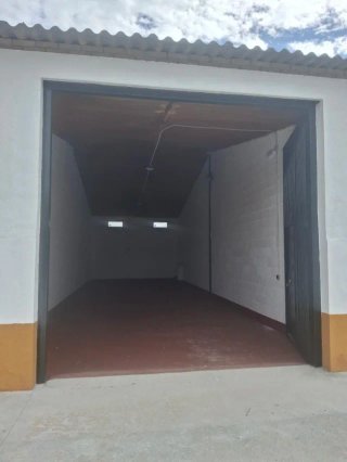 ALQUILER DE NAVE O ALMACÉN