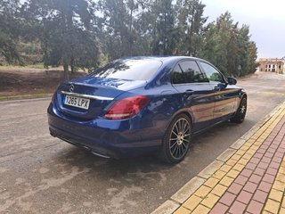 Mercedes-Benz Azul C-Class
