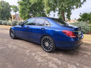 Mercedes-Benz Azul C-Class
