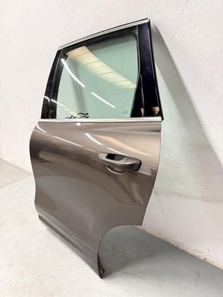 Puerta trasera izquierda Porsche Cayenne 2010-2014 7P0833311