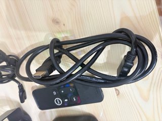 Apple TV 4K 64GB con Mando y soporte pared