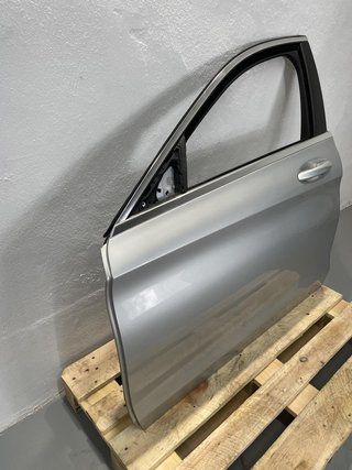 Puerta delantera izquierda Mercedes-Benz Clase C W205 2014-2018 A2057200105