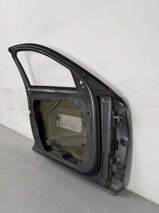 Puerta delantera izquierda Mercedes-Benz Clase C W205 2014-2018 A2057200105