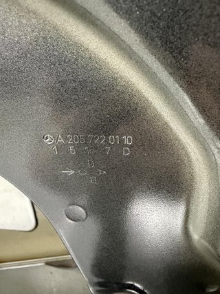 Puerta delantera izquierda Mercedes-Benz Clase C W205 2014-2018 A2057200105