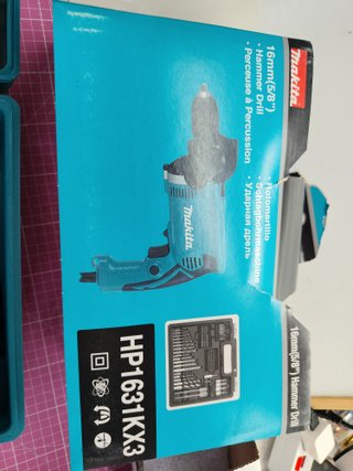Taladro Percusión Makita HP1631KX3 710W