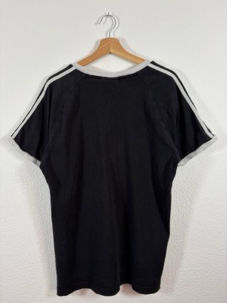 Camiseta Adidas Negra