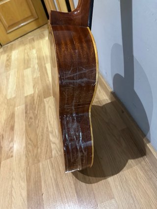 GUITARRA ACUSTICA  LO HA DADO TODO