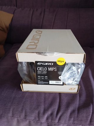 Casco Giro Cielo Mips Talla L Nuevo a estrenar