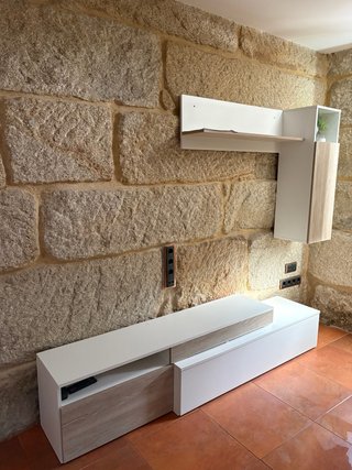 Mueble TV y estantería salón