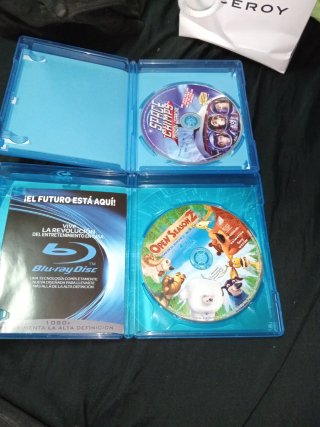 Blu-ray Space Chimps y Colegas en el Bosque 2
