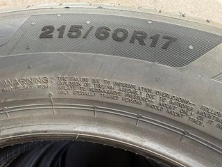 Neumáticos Bridgestone 215/60/17 96H