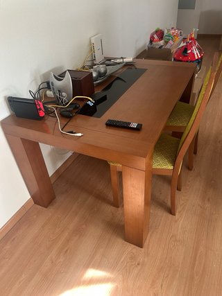 Mesa de comedor con 6 sillas