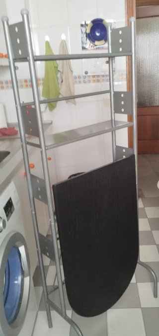Mesa plegable con 2 banquetas