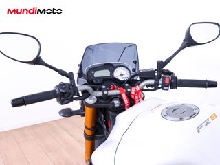 YAMAHA FZ8