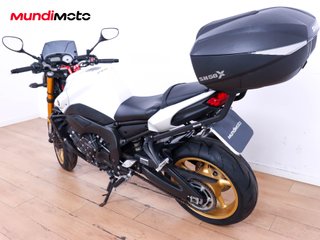 YAMAHA FZ8