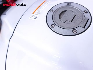 YAMAHA FZ8