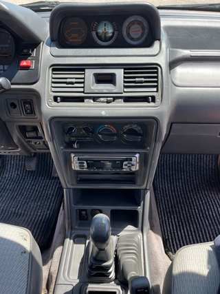 Mitsubishi Montero 1992
