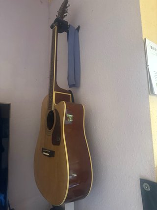 Guitarra Electroacústica + Amplificador