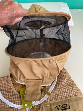 Traje de apicultor nuevo