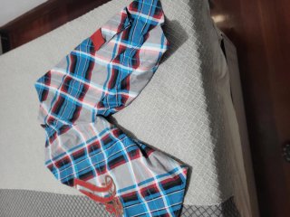 Bañador chico cuadros azul y rojo