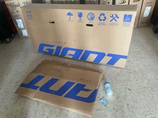 Caja de cartón para bicicleta Giant