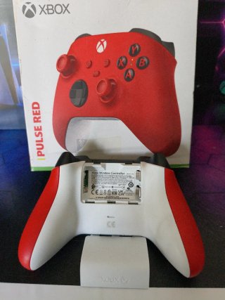 Mando Xbox Series X|S Pulse Red