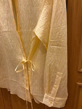 Camisa de Mango Amarilla Sin estrenar