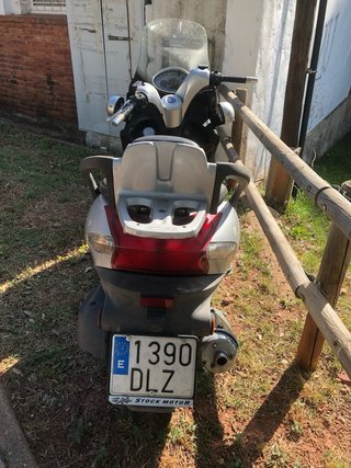 Kymco Grand Dink 125 averiada