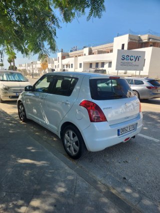 Suzuki Swift 2010