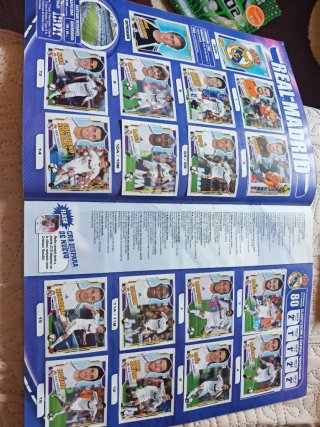 Colección Cromos Liga Este 2010-2011