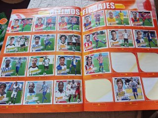 Colección Cromos Liga Este 2010-2011