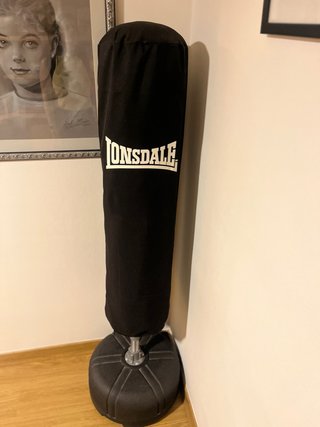 Saco de boxeo Lonsdale con pie