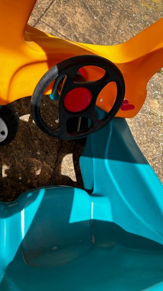 Coche infantil Little Tikes