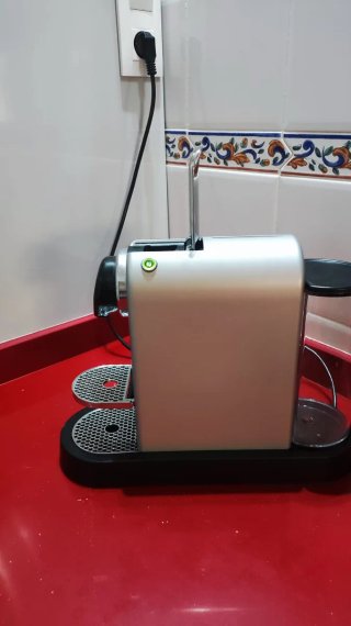 Cafetera Krups Nespresso CitiZ Plata