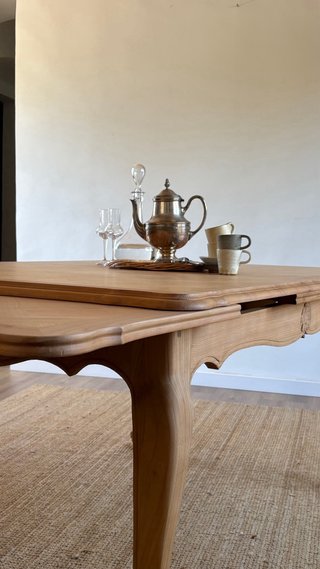 Antigua mesa extensible, decapada / madera lavada