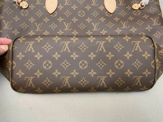 Louis Vuitton Neverfull MM Monogram + Pochette