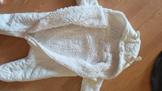 Buzo acolchado bebé blanco con orejitas