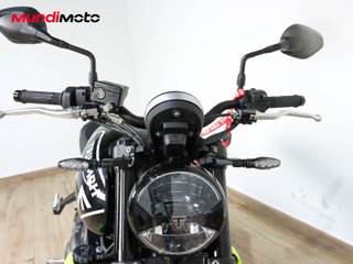 TRIUMPH TRIDENT 660