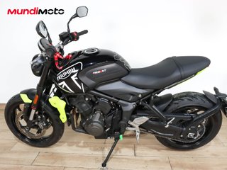 TRIUMPH TRIDENT 660