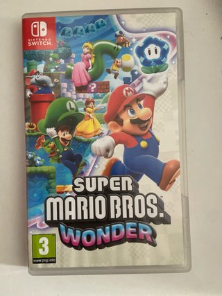 Nintendo Switch + 2 juegos y funda