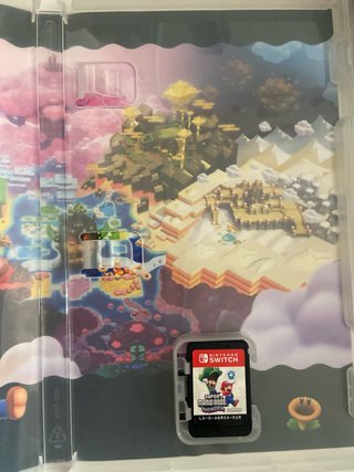 Nintendo Switch + 2 juegos y funda