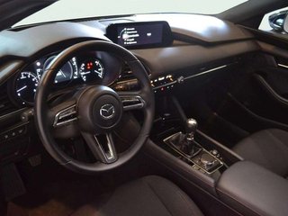 Mazda 3 2.0 e-SKYACTIV-G 88KW HOMURA