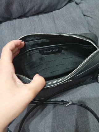 Borsa a tracolla Michael Kors nera