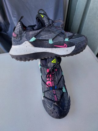Nike Zapatillas Negras y Rosas