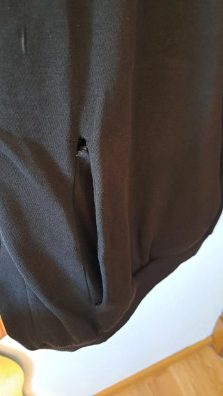 Sudadera Pull&Bear Negra con Estampado