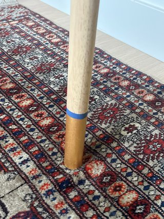 Escritorio de madera estilo antiguo