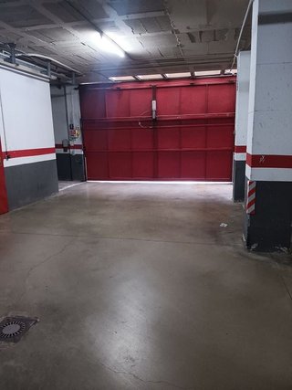 Garaje en venta en La Vila Olímpica del Poblenou en Barcelona